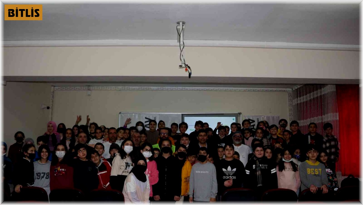 Bitlis'teki öğrencilere 'Çevre ve Van Gölü Havzası' eğitimi