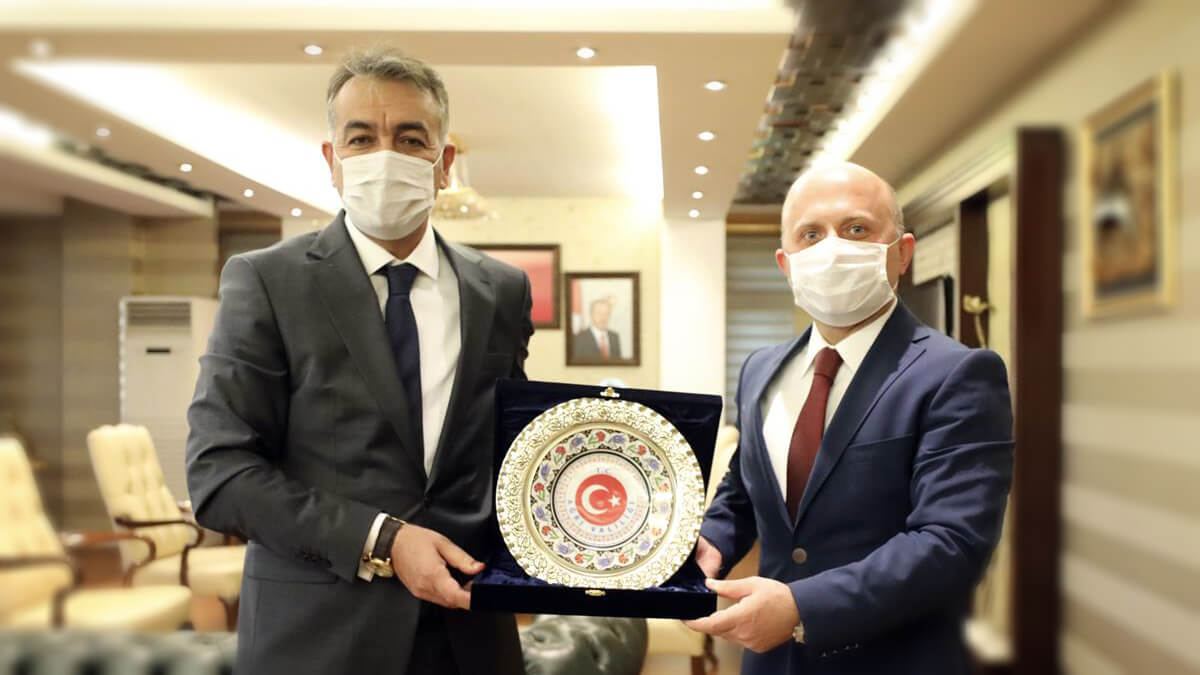 Bitlis Valisi Oktay Çağatay’dan Ağrı Valisi Osman Varol'a ziyaret