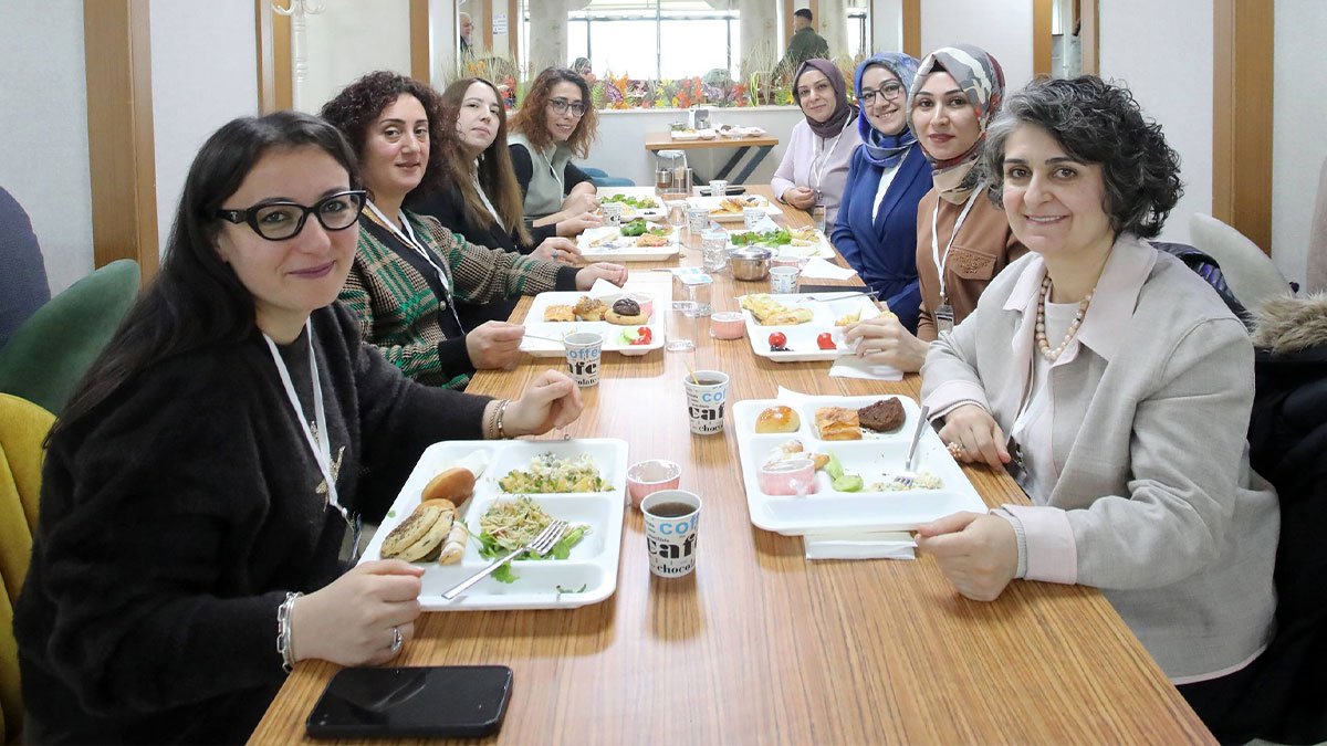 BM’nin Küresel Kadınlar Kahvaltısı AİÇÜ’de: Bilimde eşitlik ve dayanışma mesajı