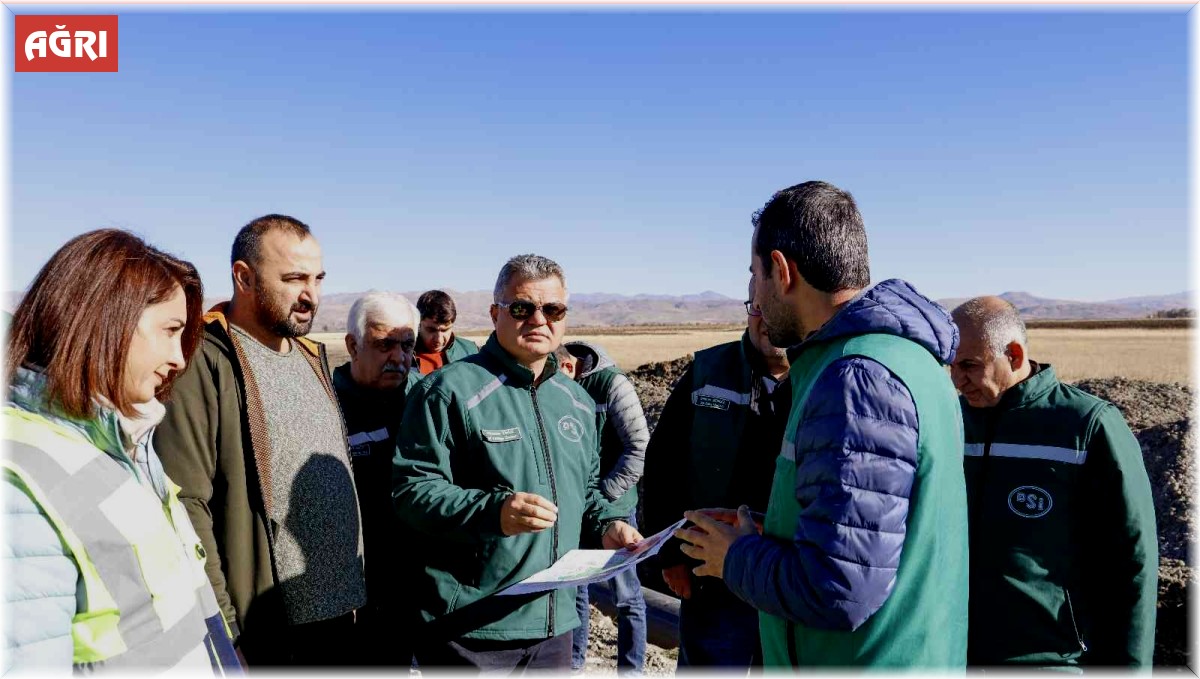 Bölge Müdürü Yavuz; Ağrı Yazıcı sulaması 2 kısım inşaatında ve derecek barajında incelemelerde bulundu