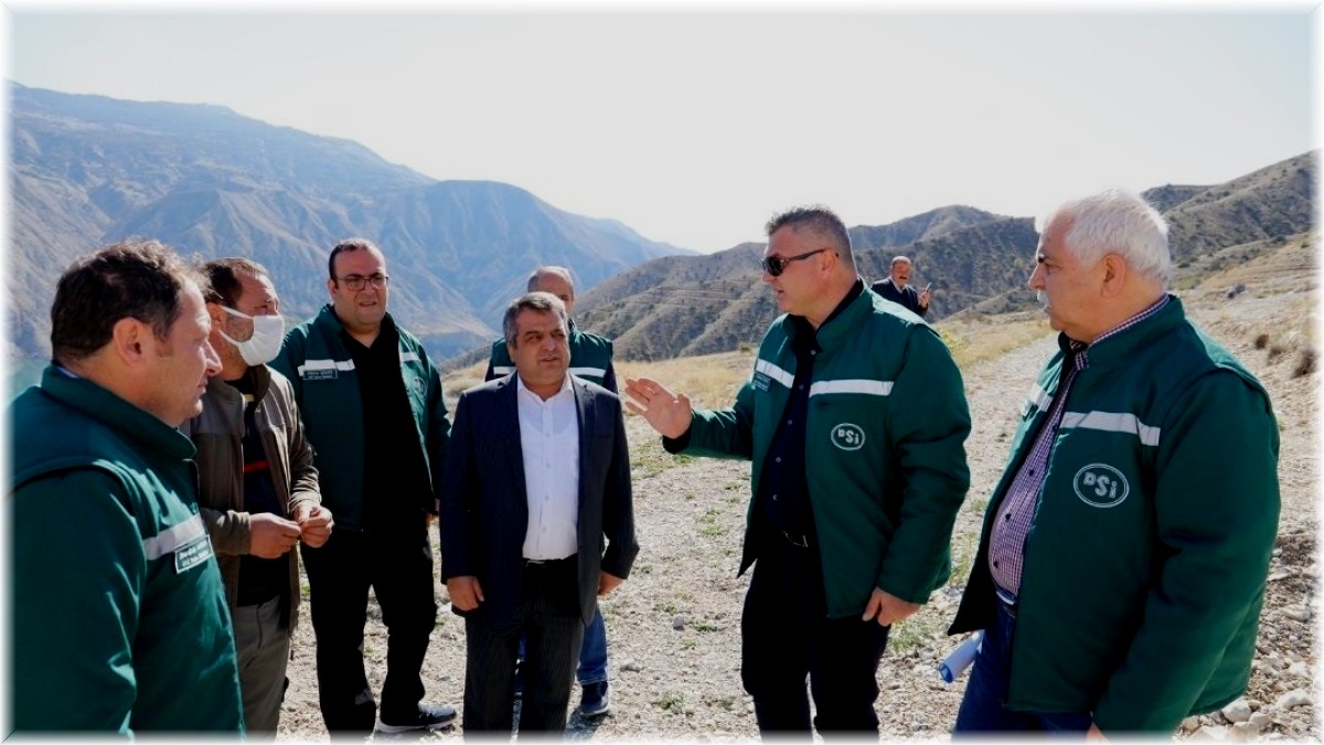 Bölge Müdürü Yavuz; Uzundere ve Olur İlçelerinde incelemede bulundu