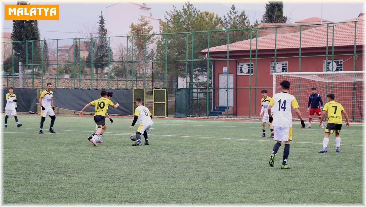 Bölge şampiyonasına katılmak için ter döktüler