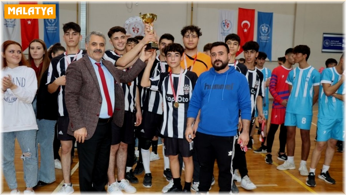 Bölge şampiyonasına katılmak için ter döktüler