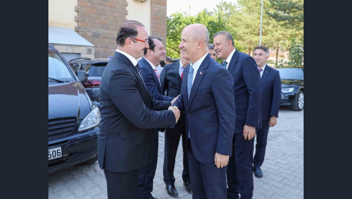 Bölge üniversiteleri Ahlat'ta bir araya geldi