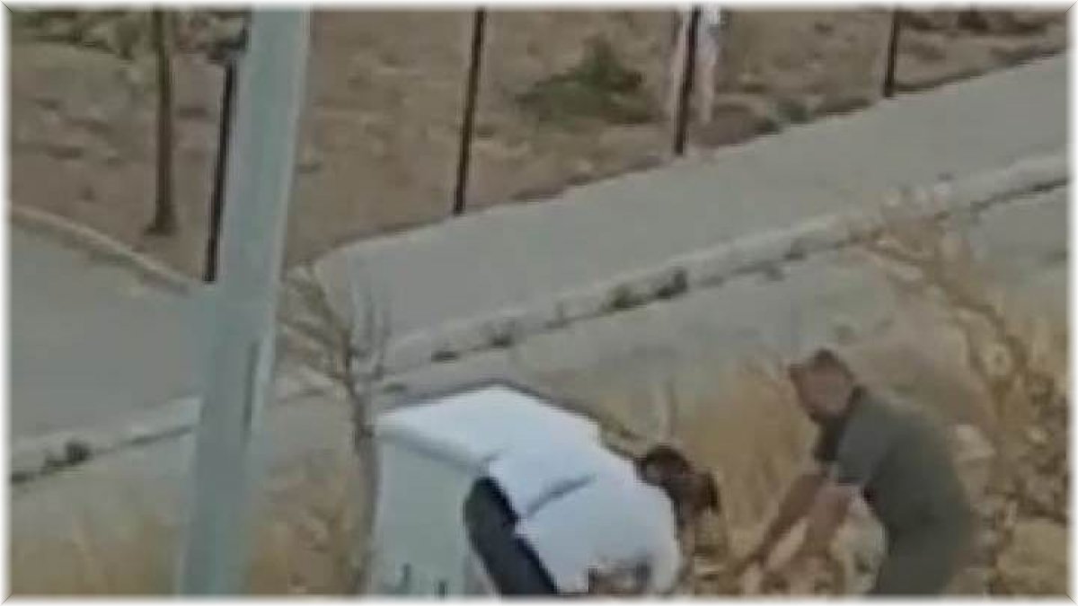 Boşanma aşamasında olduğu eşini sokak ortasında darp etti