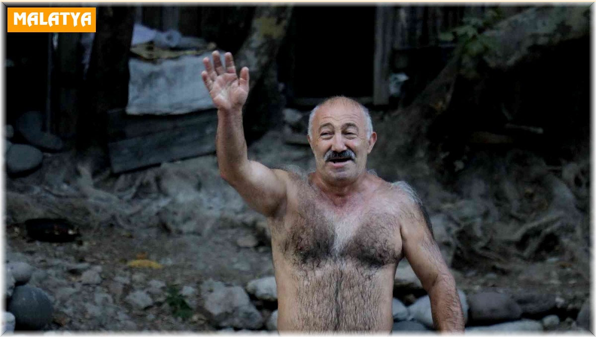 Bu da cümbüşlü klarnetli Tarzan