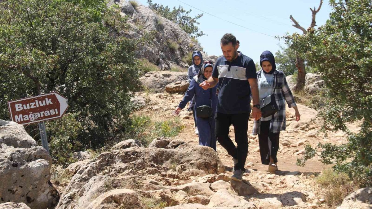 Bu mağaraya giren içinde 5 dakika duramıyor