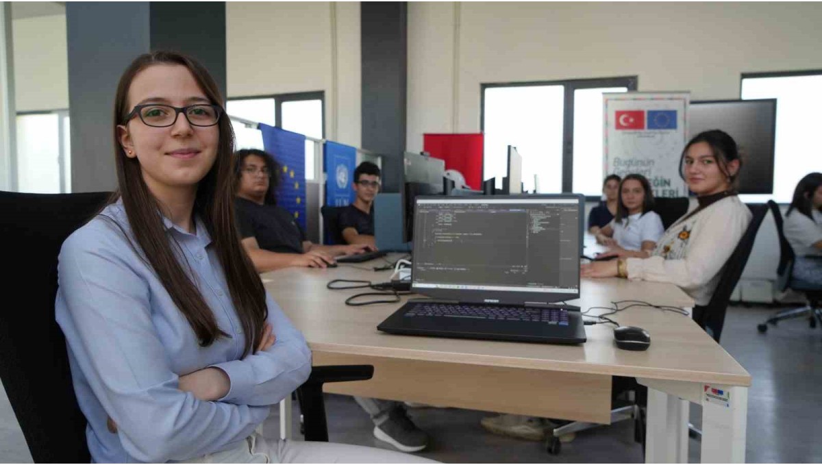 Bugünün gençleri, geleceğin meslekleriyle buluşuyor