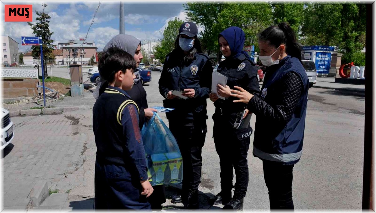 Bulanık polisinden dolandırıcılık ve hırsızlığa karşı bilgilendirme
