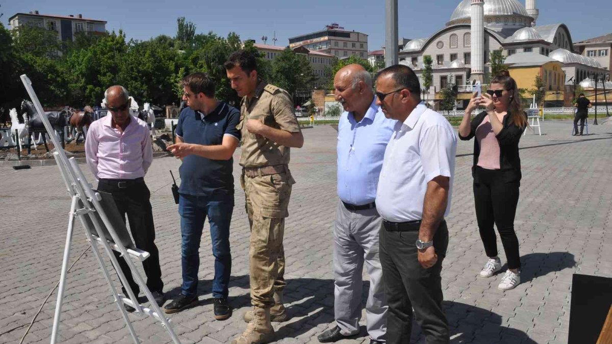 Bulanık'ta '15 Temmuz Demokrasi ve Milli Birlik Günü' etkinlikleri başladı