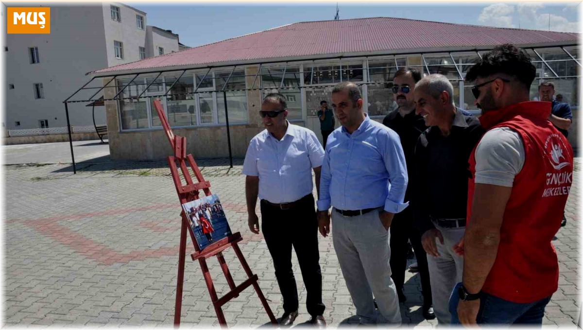 Bulanık'ta "15 Temmuz Fotoğraf Sergisi"