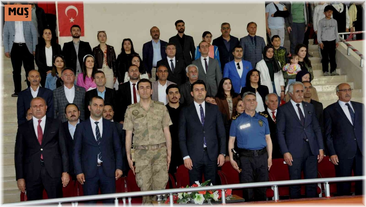 Bulanık'ta 19 Mayıs Atatürk'ü Anma, Gençlik ve Spor Bayramı kutlamaları