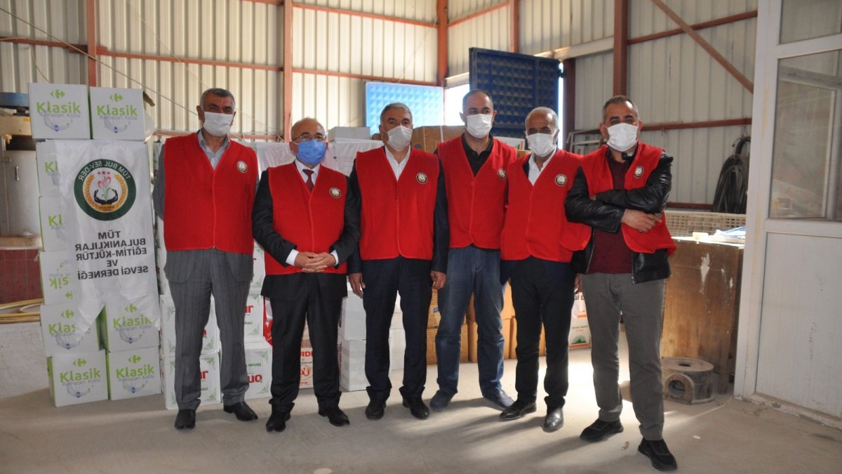 Bulanık'ta 2 bin aileye Ramazan yardımı