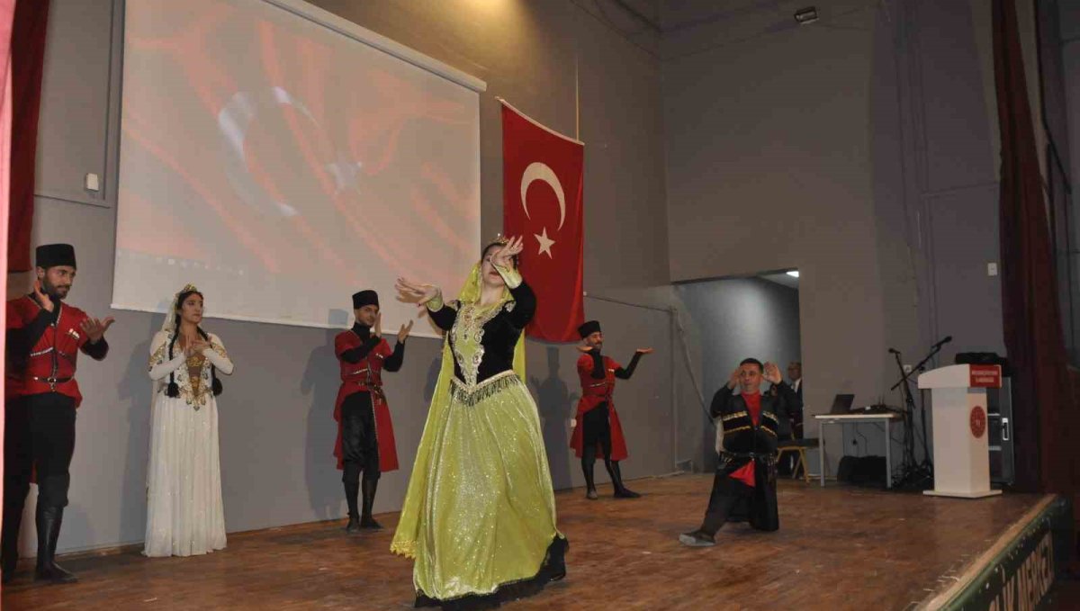 Bulanık'ta "Ahıskalılar Gecesi" coşkusu