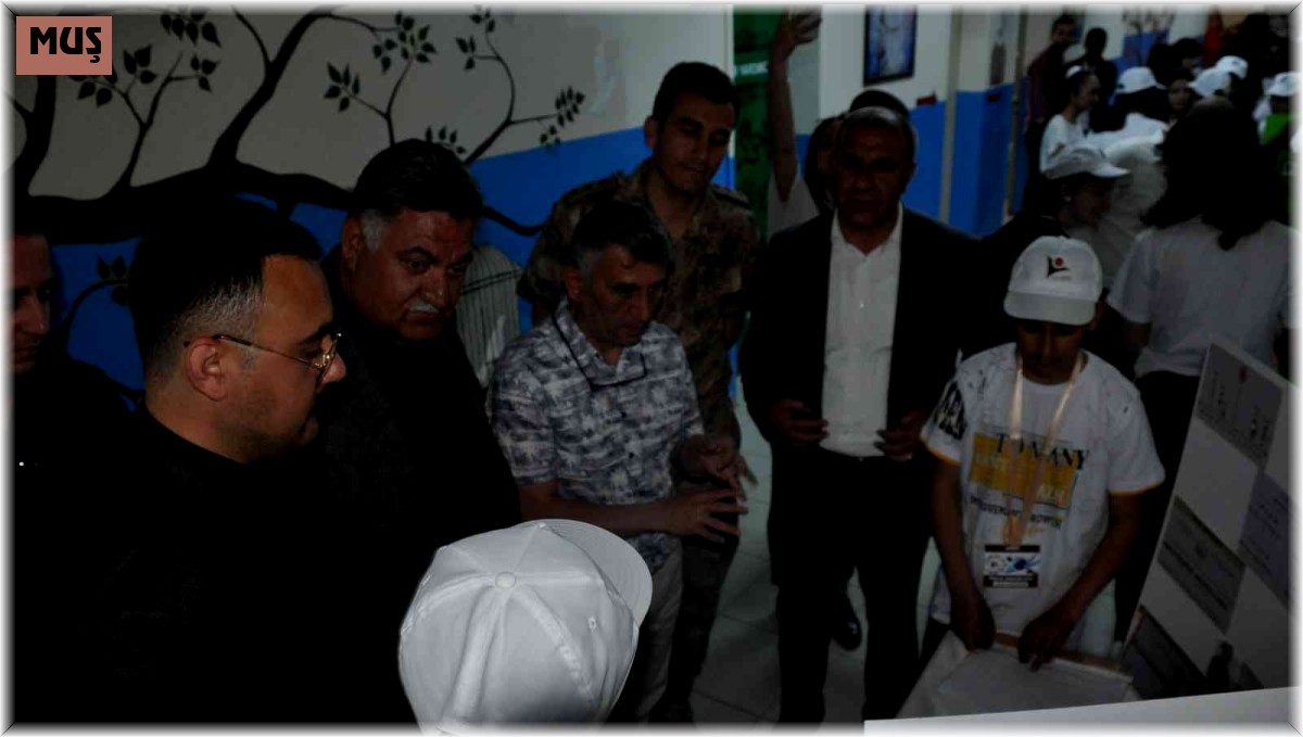 Bulanık'ta 'Bilim Fuarı' sergisi