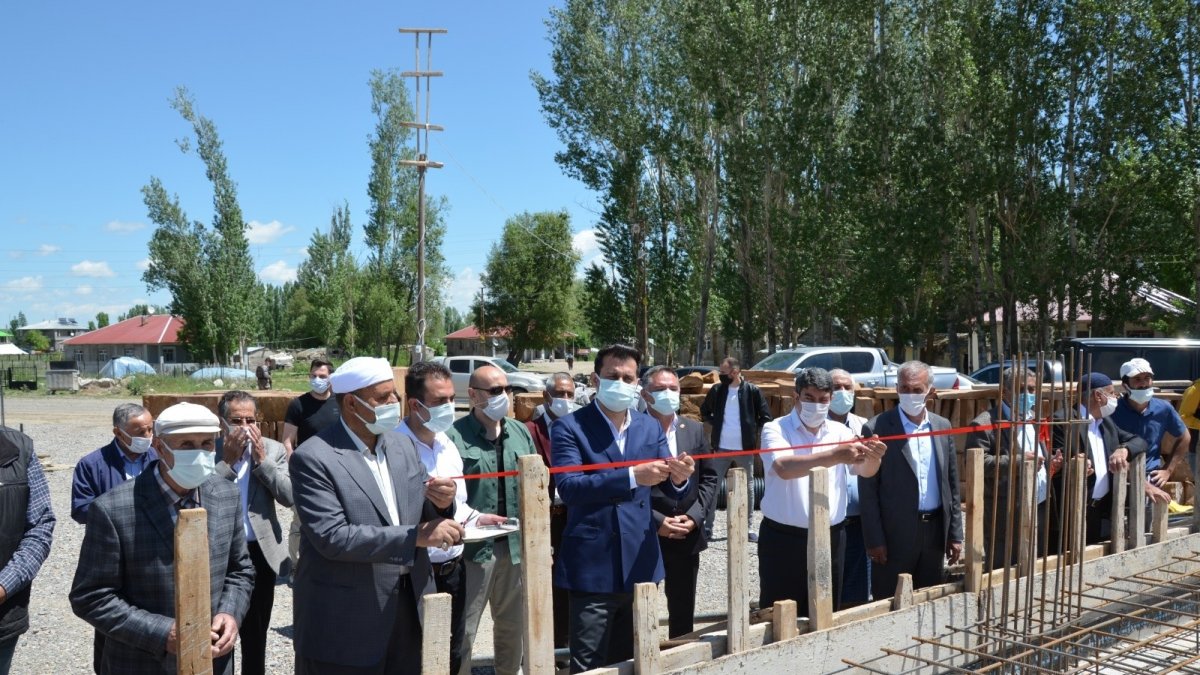 Bulanık'ta cami temeli atıldı