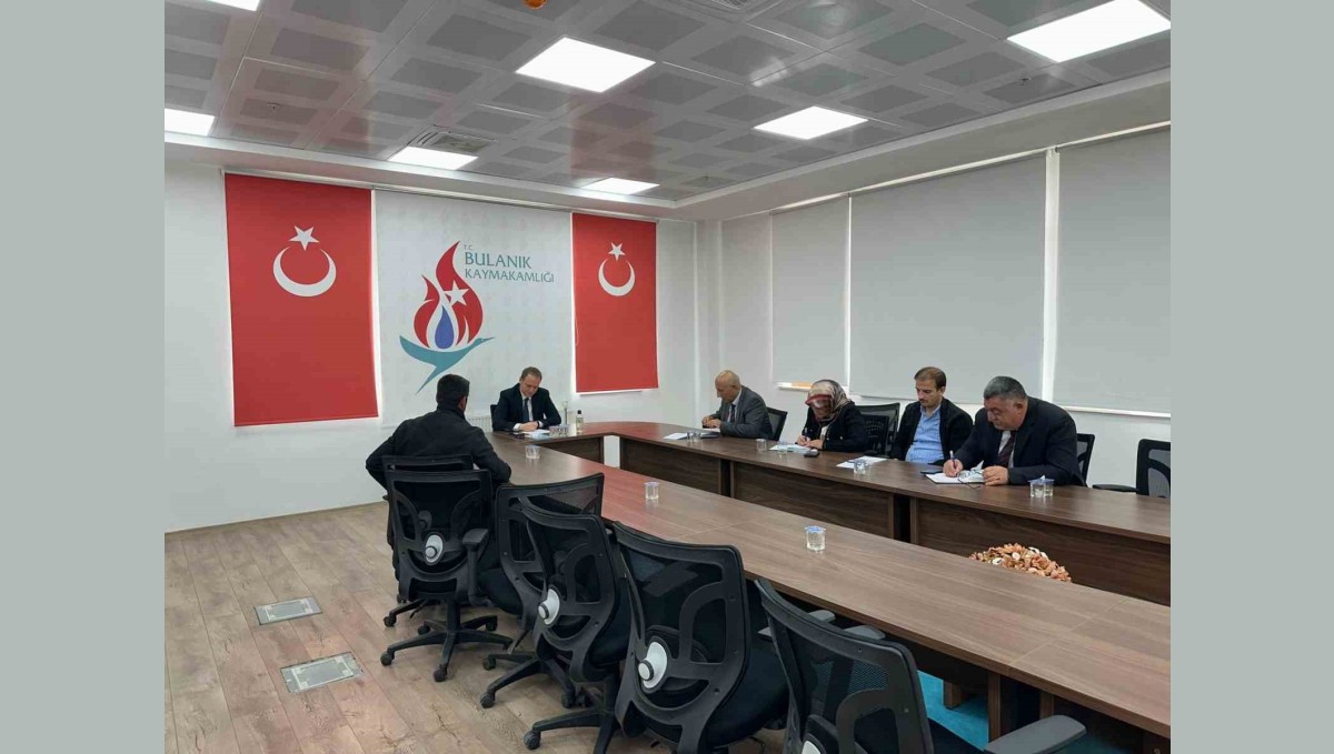 Bulanık'ta "Halk Günü" toplantısı yapıldı