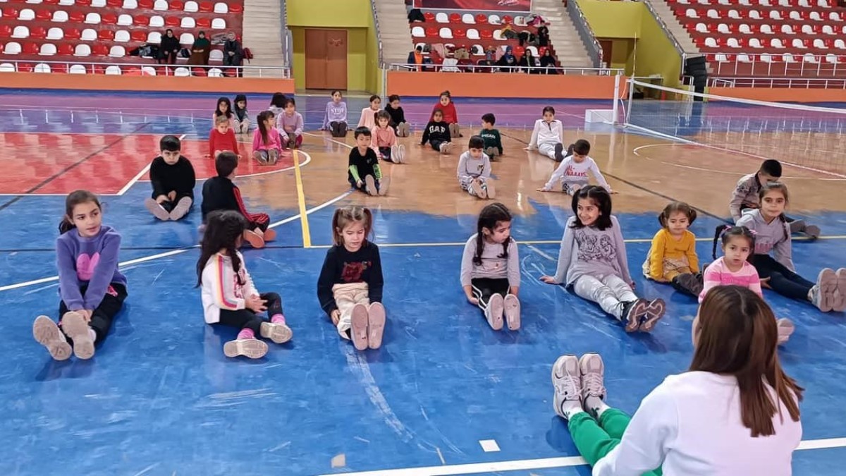 Bulanık'ta jimnastik kurslarına yoğun ilgi