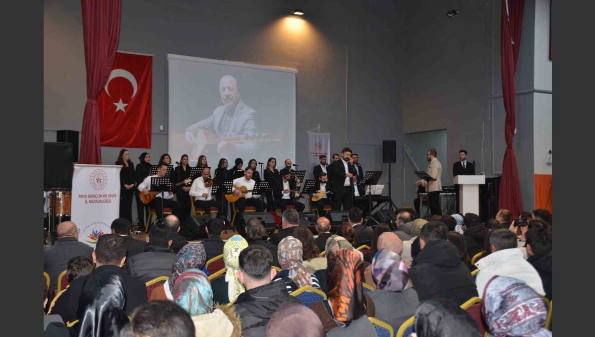 Bulanık'ta Neşet Ertaş'ı anma gecesi düzenlendi