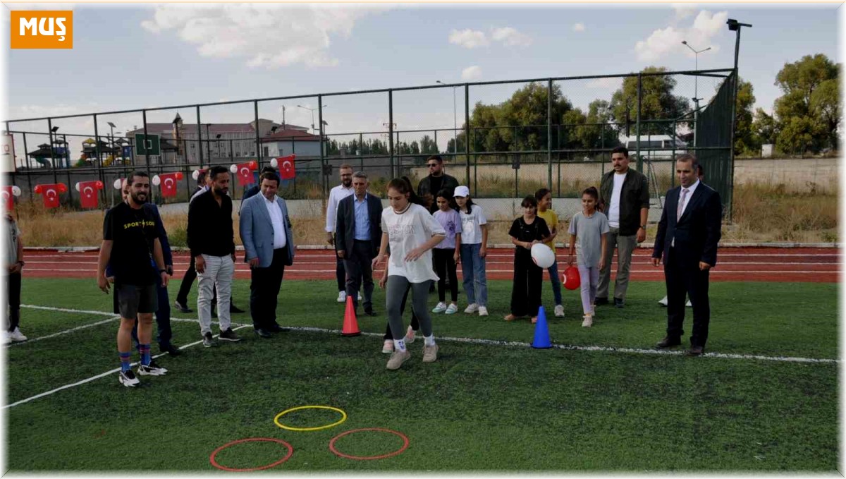 Bulanık'ta spor şenliği yapıldı