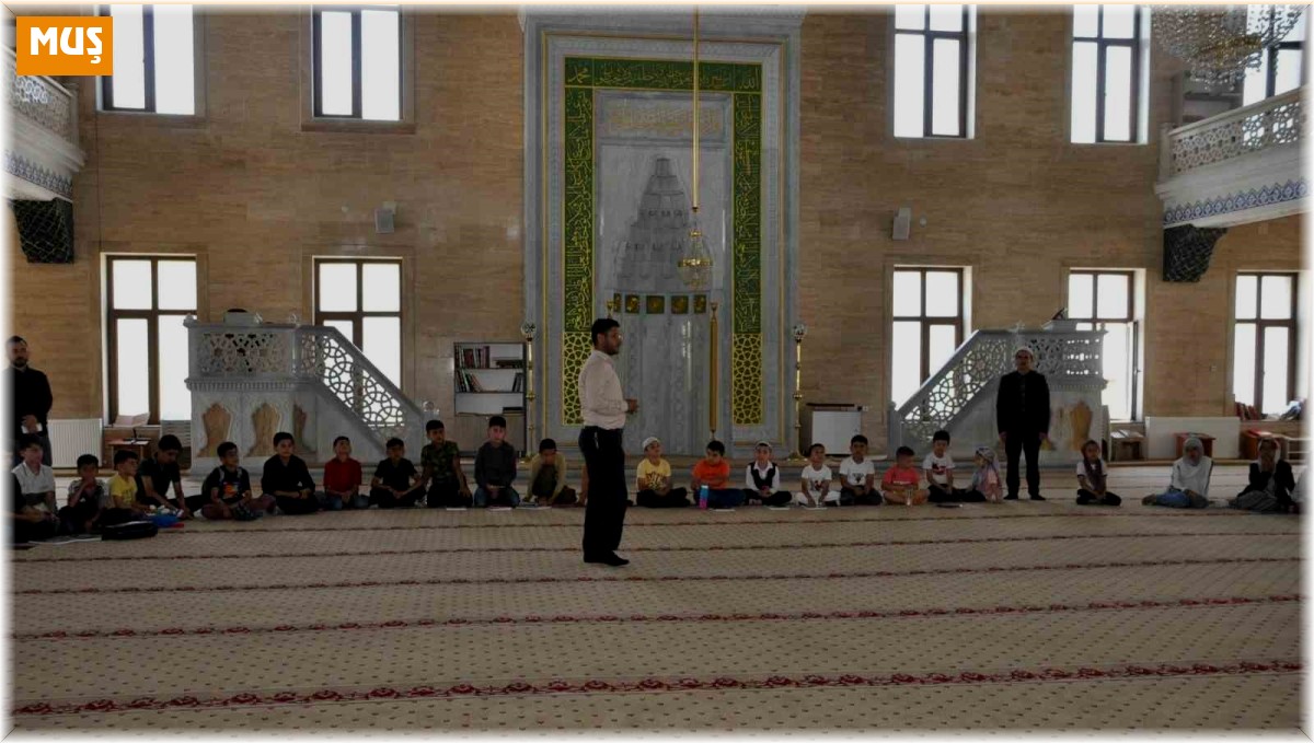 Bulanık'ta yaz Kur'an kursları açıldı