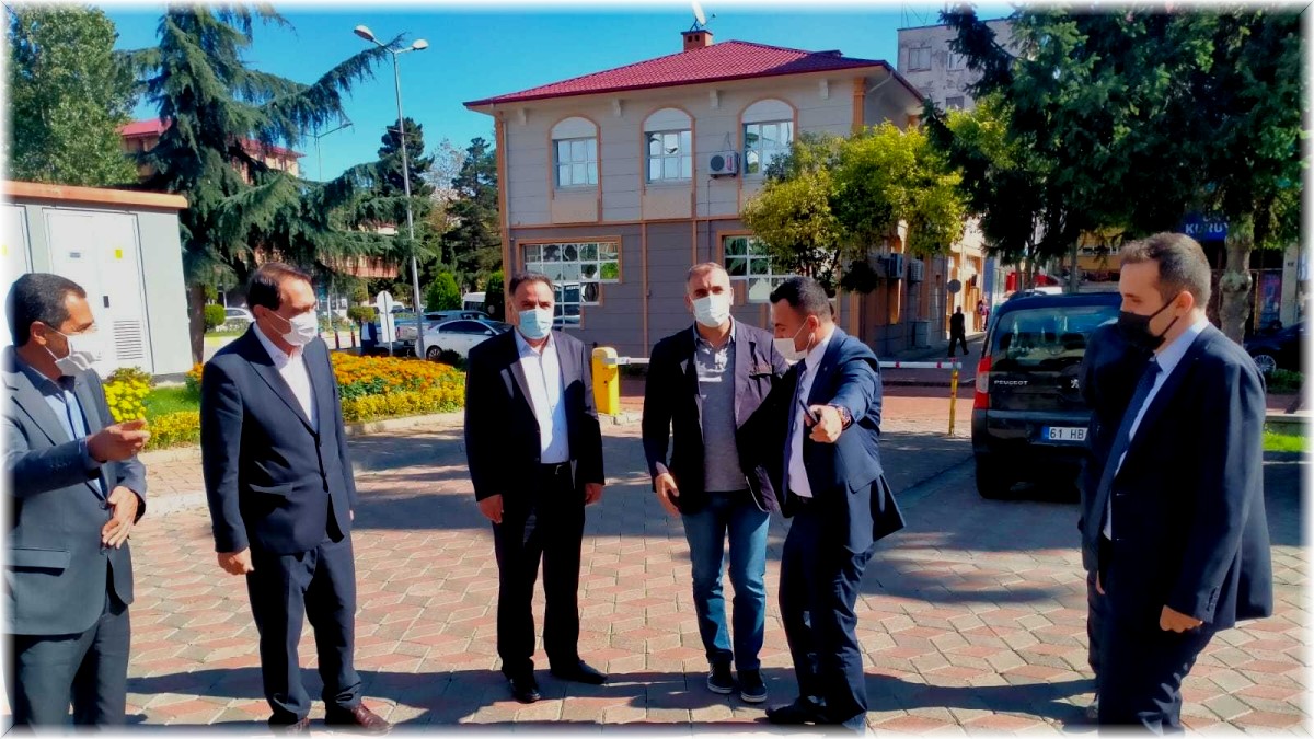 Bulanıklı muhtarlar ve gazeteciler Karadeniz'i gezdi