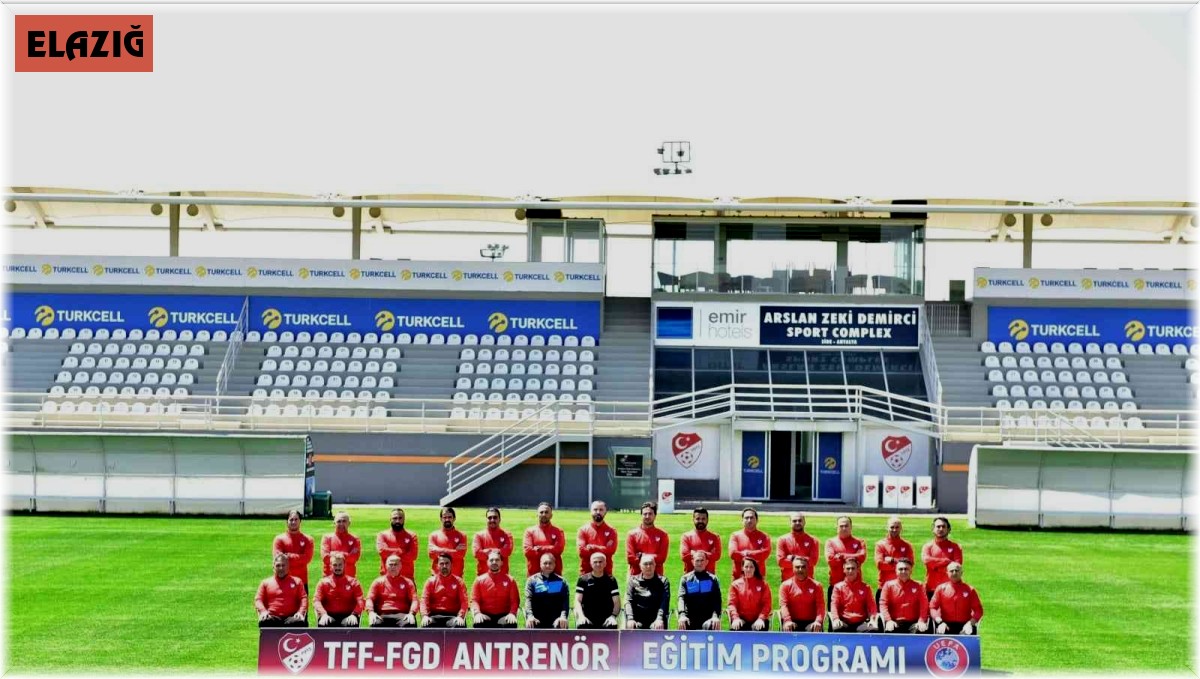 Bülent Güllü, UEFA A Lisans Kursu'na katıldı