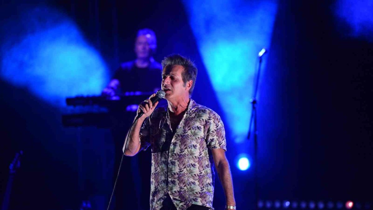 Bursa'da Teoman coşkusu