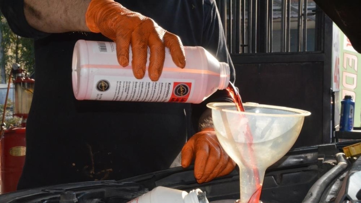 Büyük hasarlardan kaçınmak için araçların kışlık bakımı şart