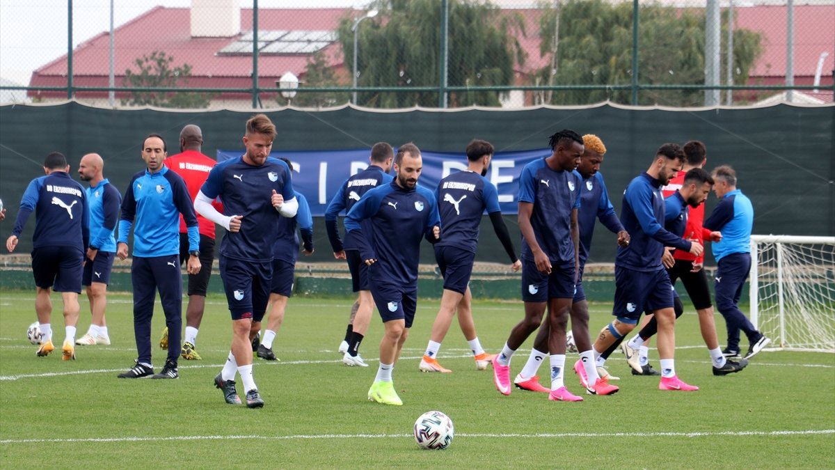 Büyükşehir Belediye Erzurumspor, milli maç arasına galibiyetle girmek istiyor