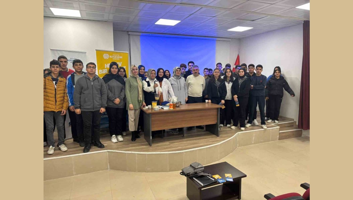 Büyükşehir Belediyesi'nin başlattığı "Her Ev Bir Atölye" projesi devam ediyor