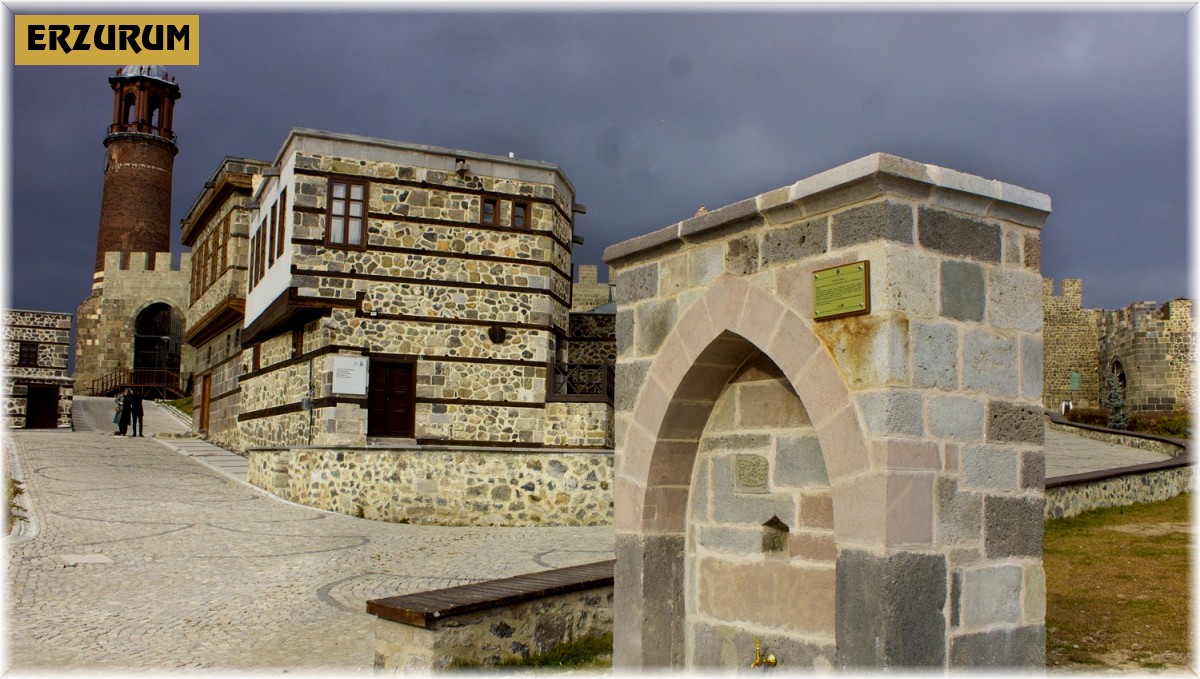 Büyükşehir ecdat yadigârı çeşmeleri baştan aşağı restore ediyor