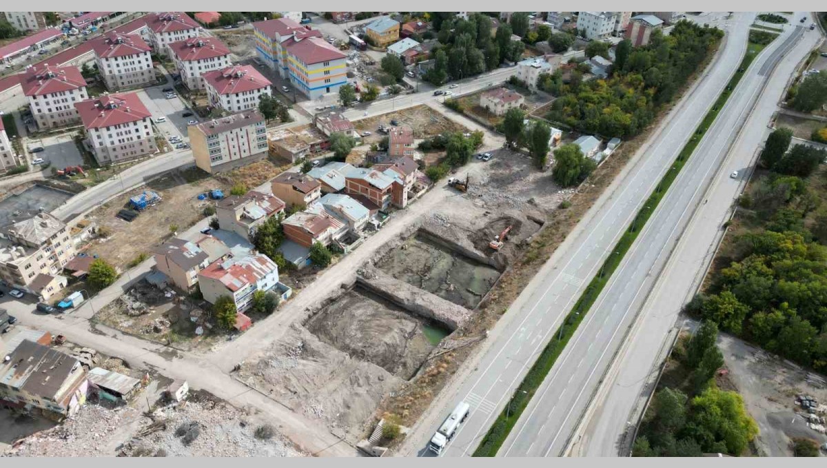 Büyükşehir Ilıca'da da kentsel dönüşüme hız verdi