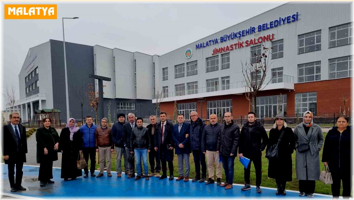 Büyükşehrin projeleri taktir topluyor