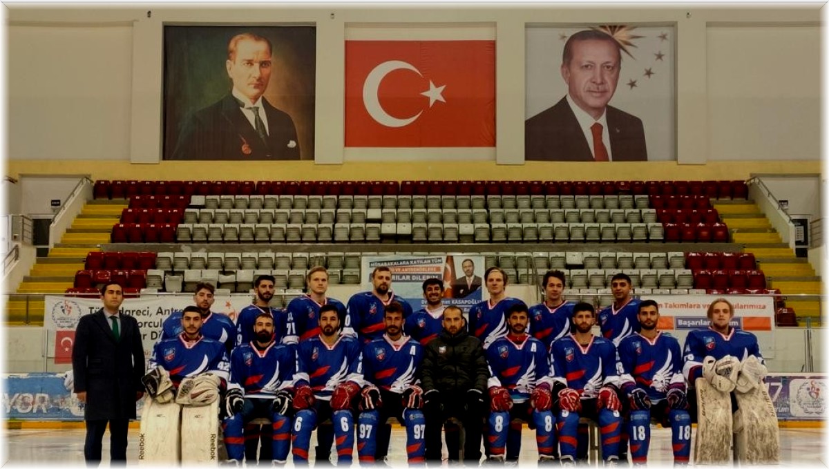 Buz hokeyinde dadaş rüzgarı