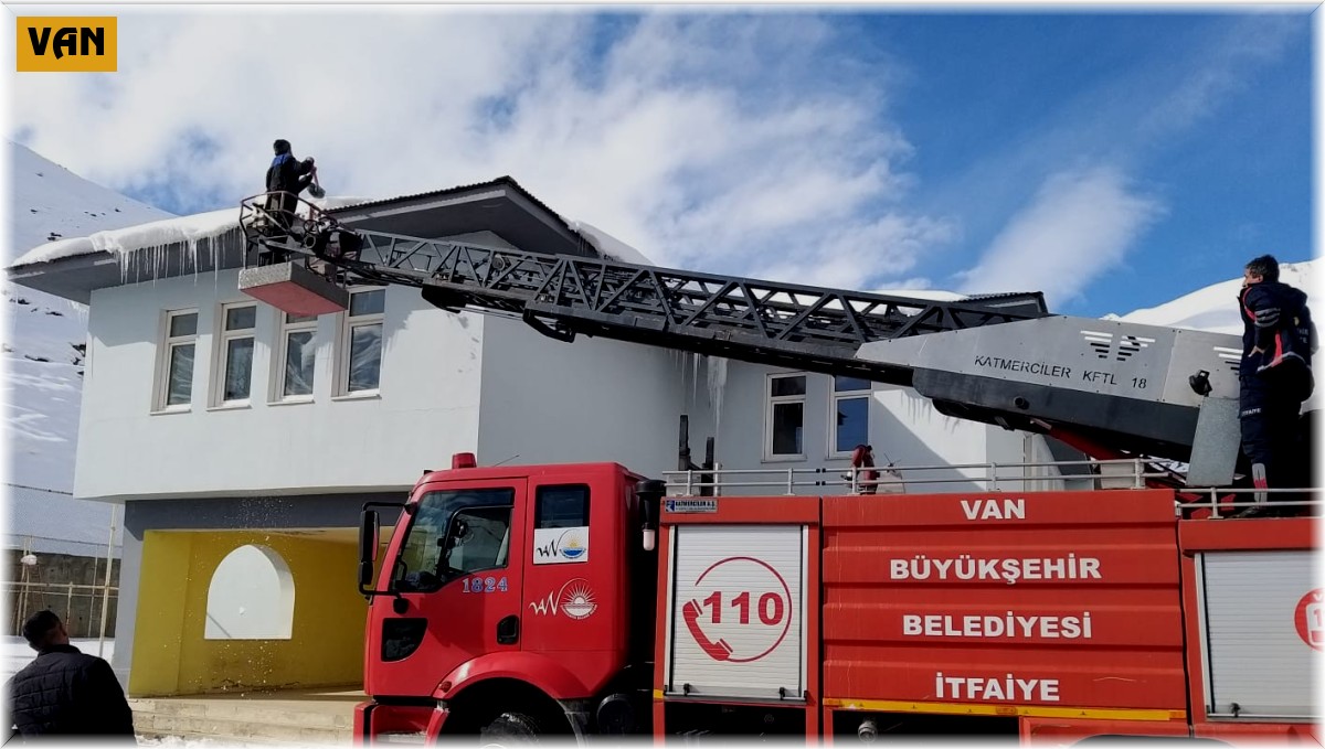 Buz timi görev başında