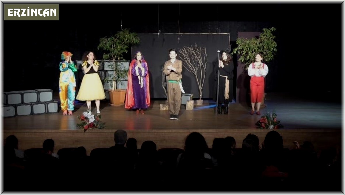 "Cadının Kutusu" isimli çocuk tiyatro oyunu sahnelendi