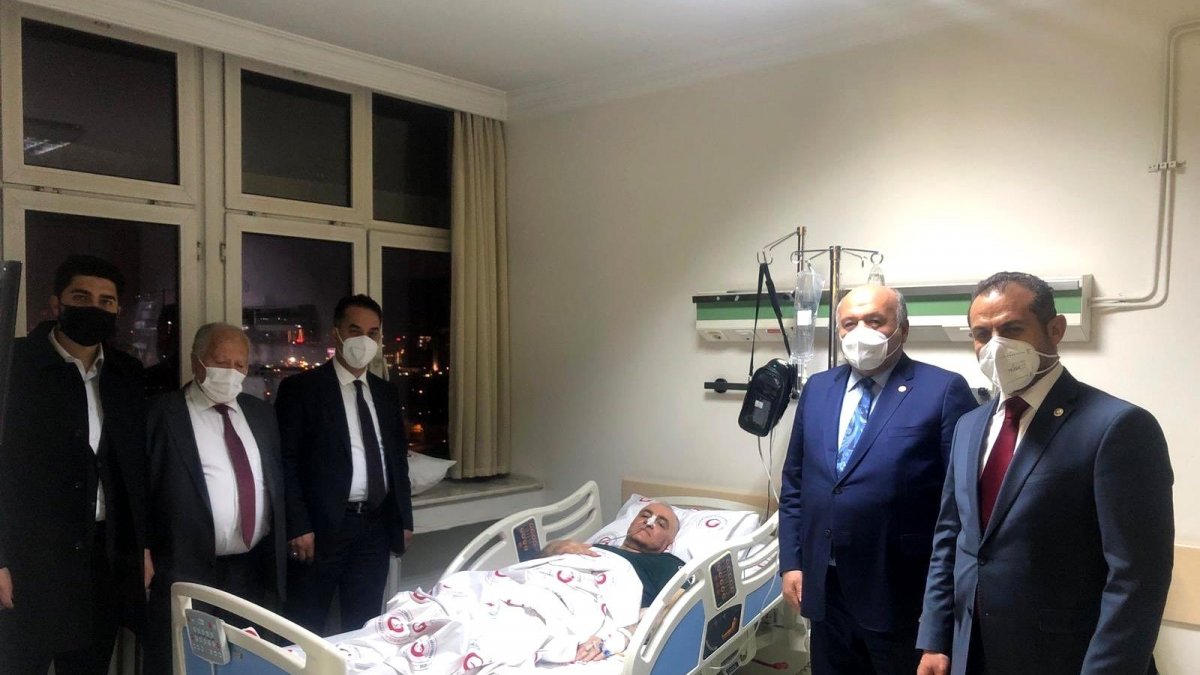 Çakır: "Bize vatanını, milletini satan, darbe girişiminde bulunmaya çalışan sözde amiraller lazım değil"