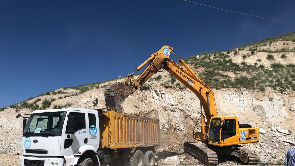 Çaldıran Belediyesinden çok amaçlı kapalı spor salonu