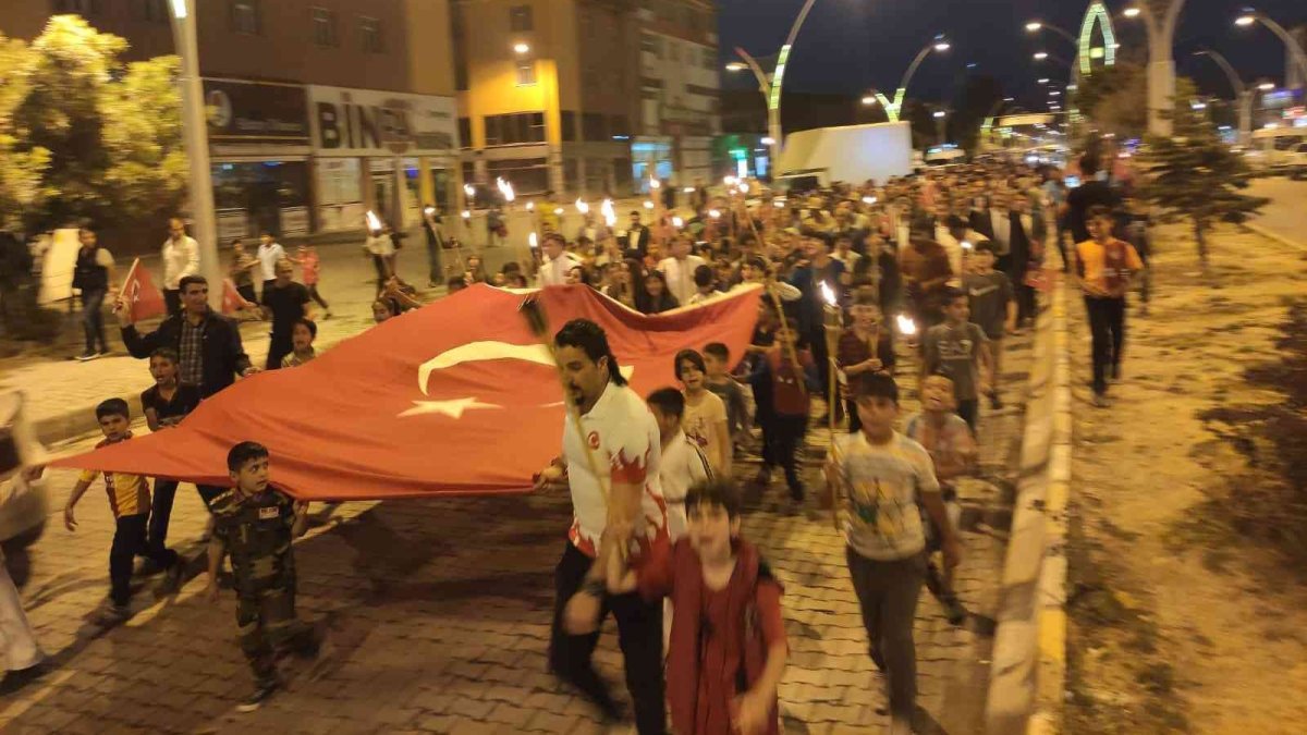 Çaldıran'da 15 Temmuz Demokrasi ve Milli Birlik Günü