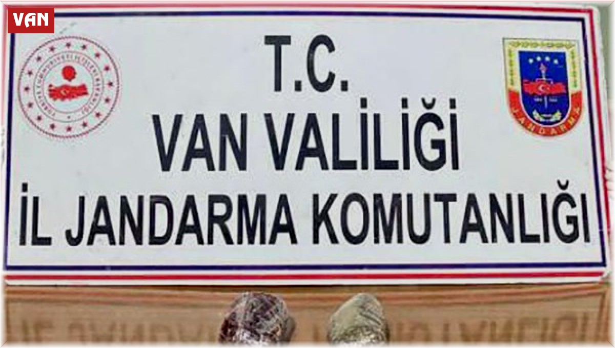 Çaldıran'da 2 kilo afyon sakızı ele geçirildi