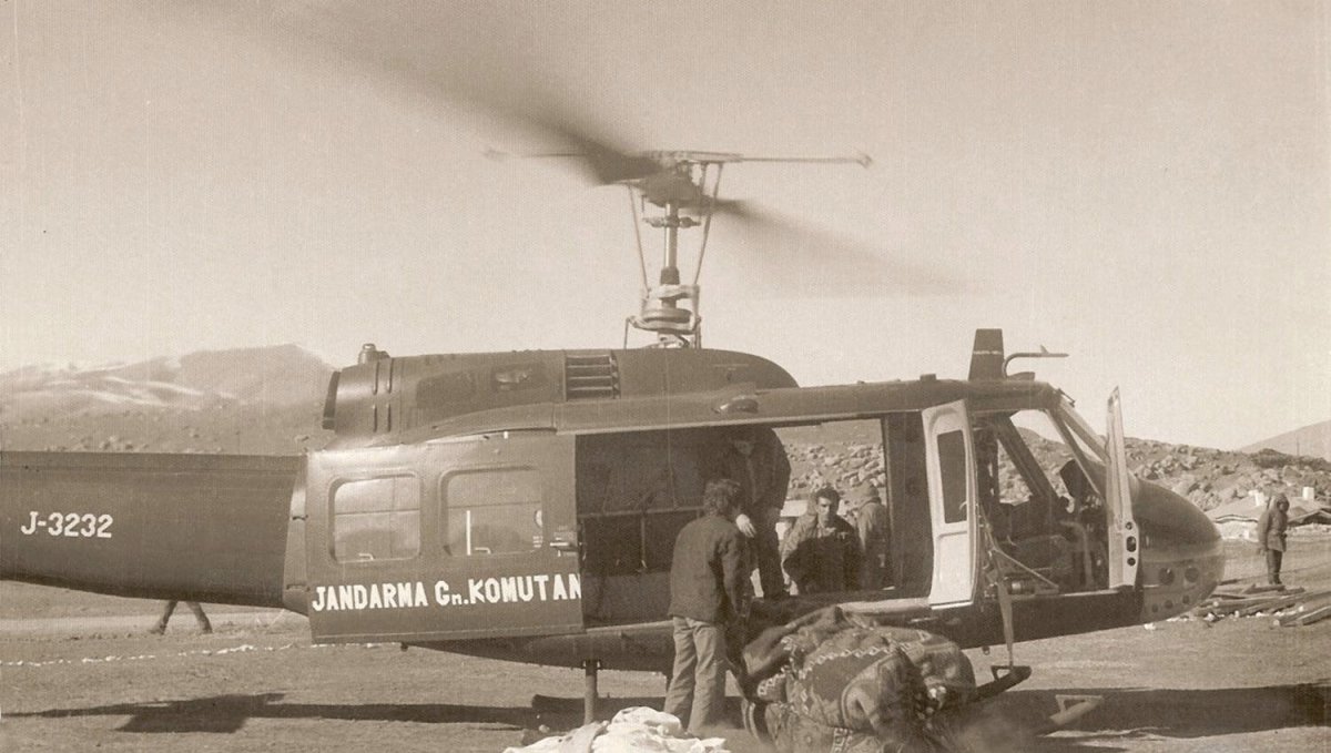 Çaldıran depreminin 50'nci yılında jandarmadan tarihi helikopter paylaşımı