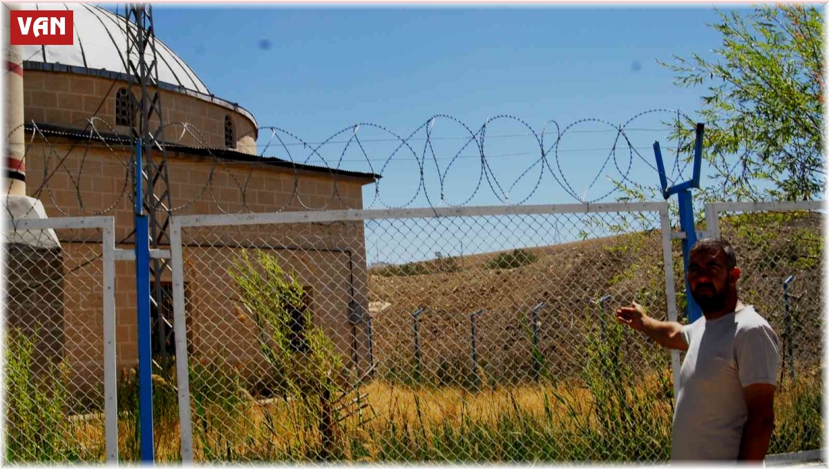 Cami cemaati istinat duvarının yapılmasını istedi