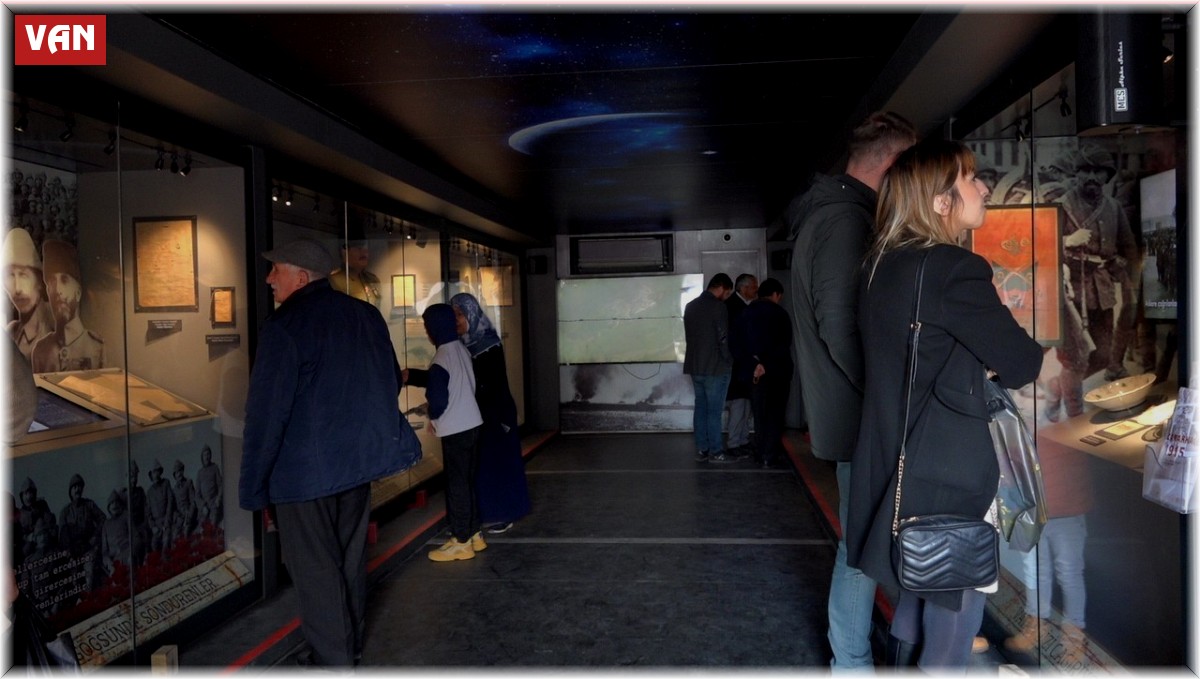 "Çanakkale Savaşları Mobil Müze Tırı" Erciş'te