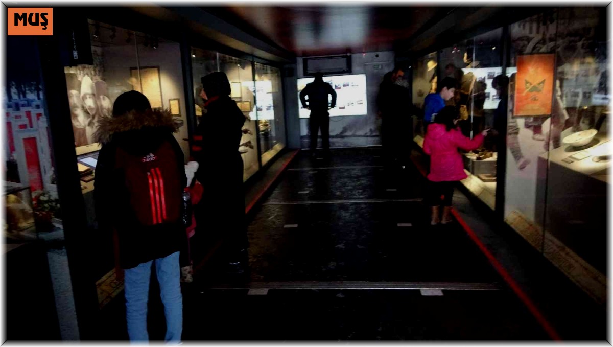 "Çanakkale Savaşları Mobil Müze Tırı" Muş'ta