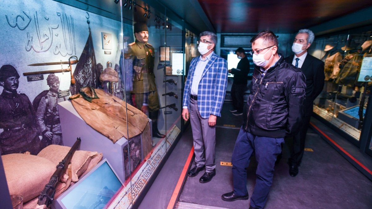 'Çanakkale Savaşları Mobil Müzesi' Van'da