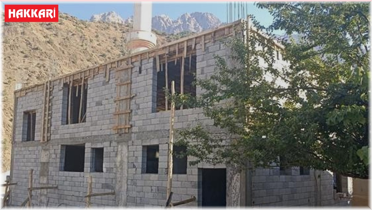 Çanaklı Köyü Camii hızla yükseliyor