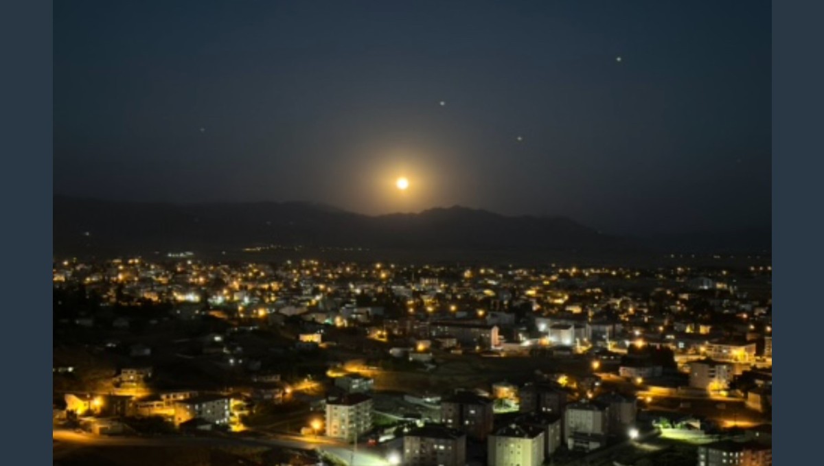 Canan: "Kanlı ay, herhangi bir felaketle bilimsel olarak bağlantılı değildir"