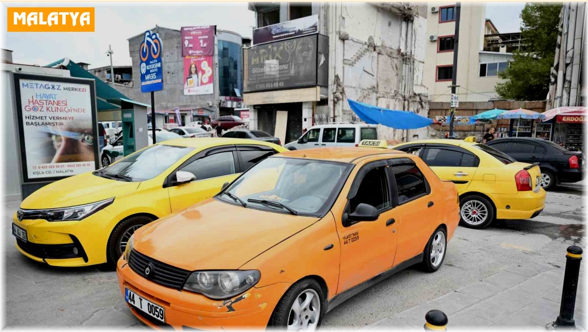 Çarşı Merkezine Yeni Taksi durağı