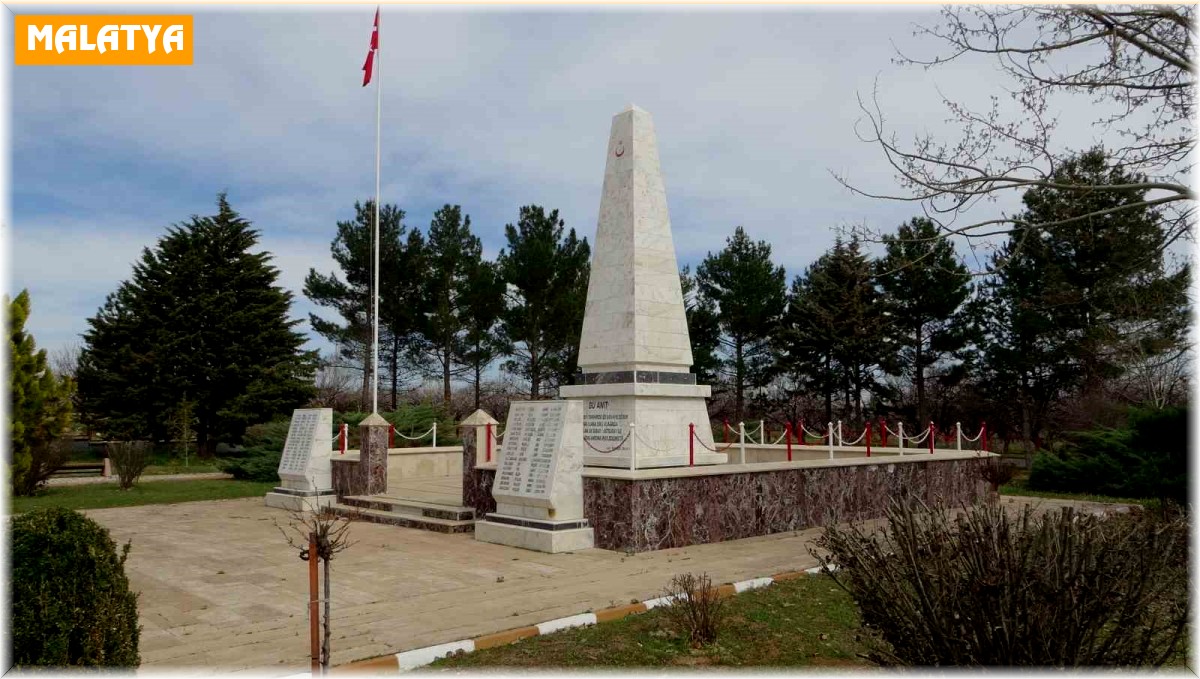 CASA Şehitlik Anıtı depremde dimdik ayakta kaldı